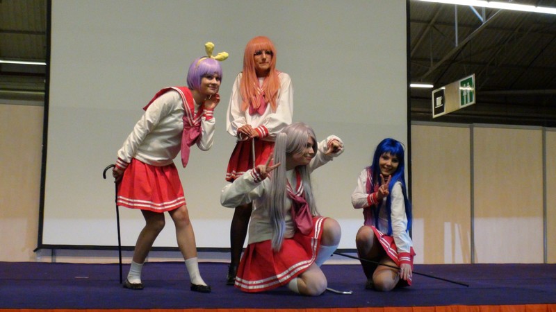 http://www.coucoucircus.org/divers/parismanga/DSC00137.jpg